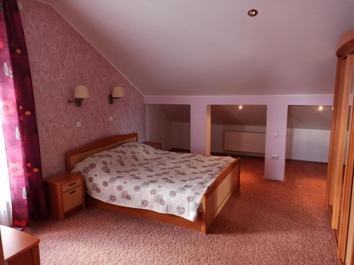 Central Hotel Narva Luaran gambar
