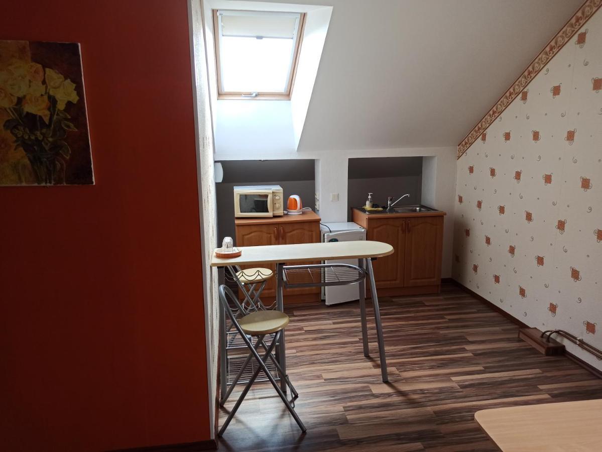 Central Hotel Narva Luaran gambar