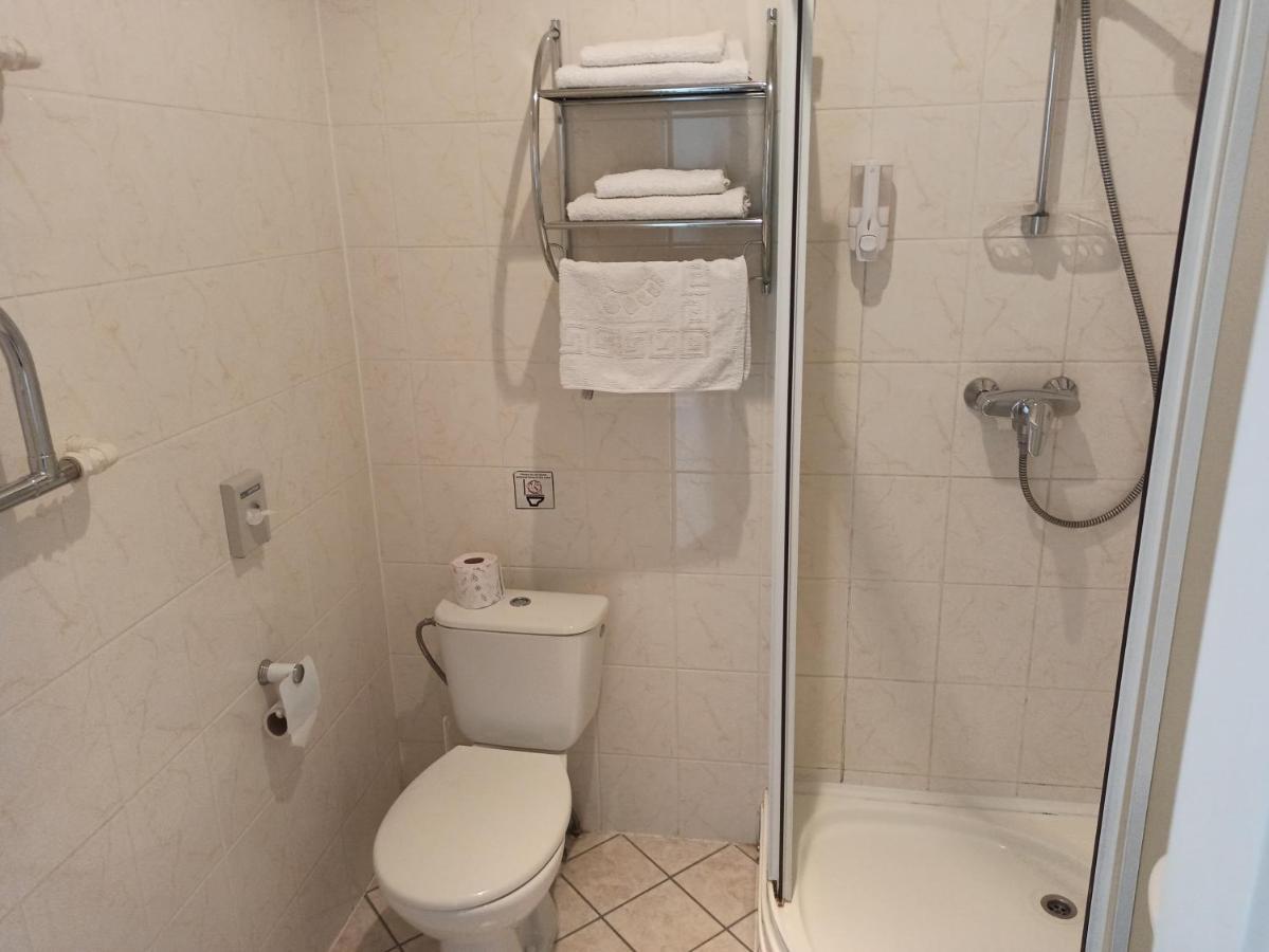 Central Hotel Narva Luaran gambar
