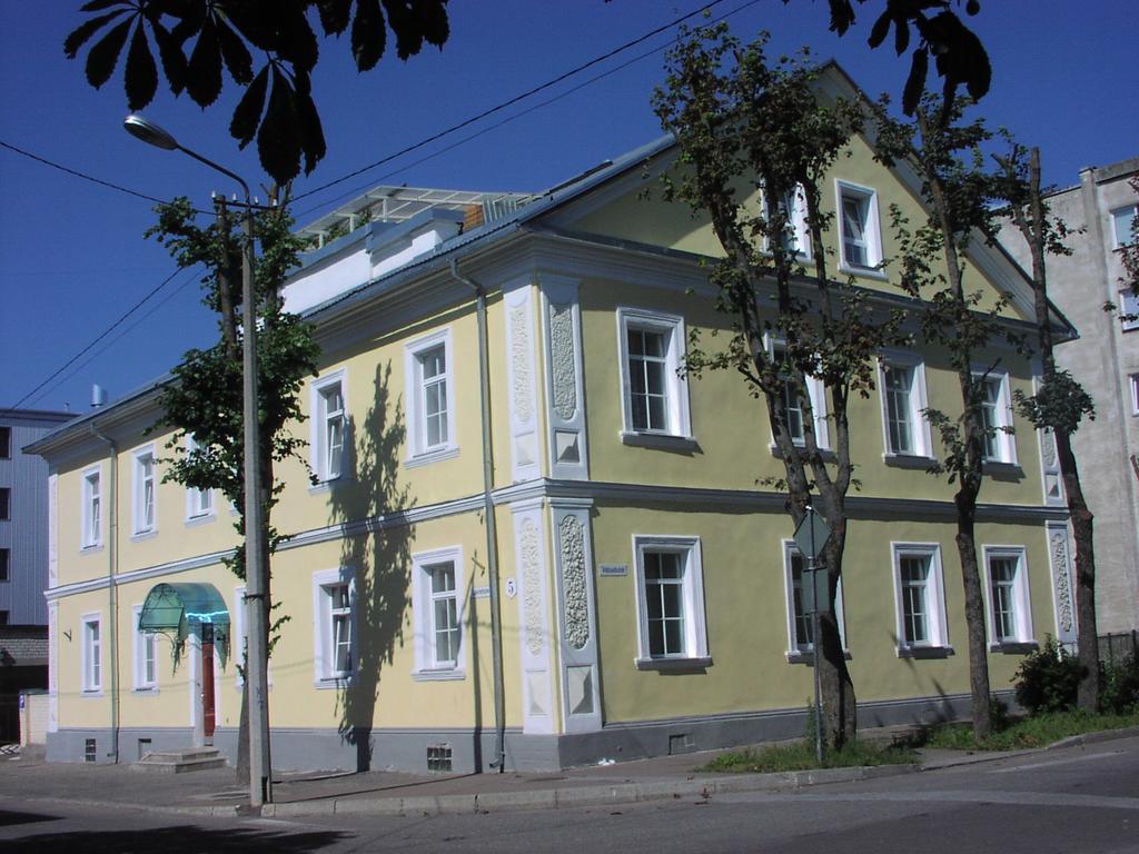 Central Hotel Narva Luaran gambar