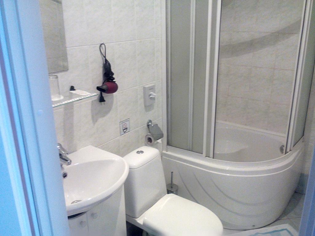 Central Hotel Narva Luaran gambar