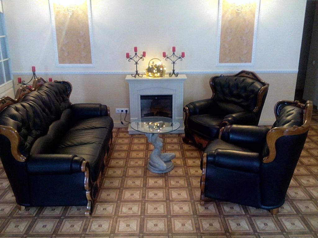 Central Hotel Narva Luaran gambar